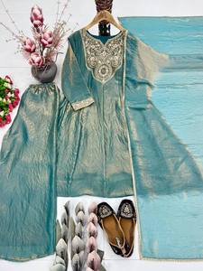 Conjunto de Salwar Kameez Anarkali Tradicional Bordado en Verde, con Falda de Varias Capas y Chal, para Fiesta de Diwali, Boda Pakistaní - Product Image 6