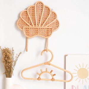 Perchas de ratán natural hechas a mano, perchas de ropa de alta calidad, organización de armarios y guardarropas para niños - Product Image 4