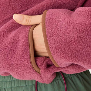 Veste d'hiver personnalisée pour femme en polyester polaire, col rabattable, coupe-vent, manteau de sport pour femme, vestes zippées en polaire - Product Image 6