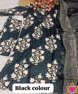 สินค้ามาใหม่ ผ้าฝ้าย กระดาษ กระจก งานทอ ผ้าคลุมไหล่ ชุดท็อปและกางเกง งานเทศกาล หรูหรา ราคาขายส่ง เสื้อผ้าชาติพันธุ์ - Product Image 5