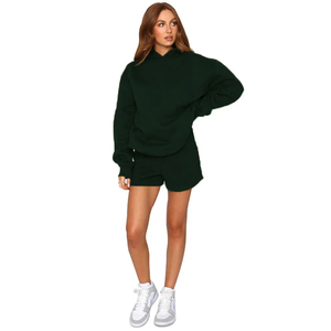 Ensemble personnalisé sweat à capuche en coton et short en polaire de haute qualité pour femme – Tenue 2 pièces oversize à faible MOQ, OEM - Product Image 1