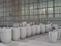 Set Klasik 3 Pot Tanaman Beton Ringan Berlapis Akrilik Ramah Lingkungan Warna Abu-Abu Alami dengan Garis-Garis Rapi untuk Dekorasi Rumah dan Taman