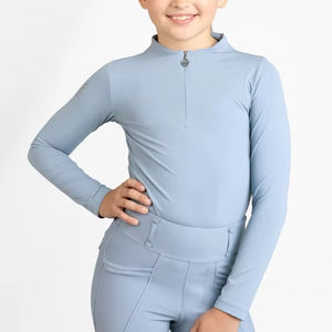 Haut de base respirant et élégant pour l'équitation des enfants, en tissu doux et confortable pour l'entraînement. - Product Image 1