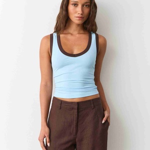 Top Corto de Verano 2026 para Mujer, Cuello Redondo, Color Sólido, Pantalones Cortos Deportivos, Personalizado, Transpirable, 100% Algodón Jersey, Ropa Urbana - Product Image 1