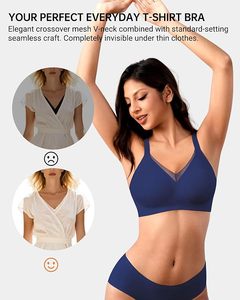 Women Seamless V-Neck Sports Bra With <b>Mesh</b> Detail Spaghetti Strap Medium Support Yoga <b>Top</b> Solid Navy Blue - Product Image 2