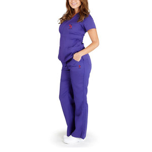 Ensemble d'uniformes médicaux en tissu durable Solid Trader pour cliniques dentaires et centres de santé – Uniforme d'hôpital à mouvement facile - Product Image 1