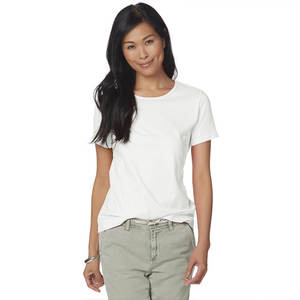 Camiseta Corta de Verano 2026 con Bordado Moderno, Cuello en V, Hombros Caídos, Corte Regular, para Mujer, en Seda/Algodón - Product Image 1