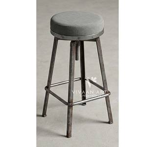 Tabouret de bar moderne et traditionnel en bois réglable avec dossier et repose-pieds pour cuisine, chambre et usage domestique - Product Image 6