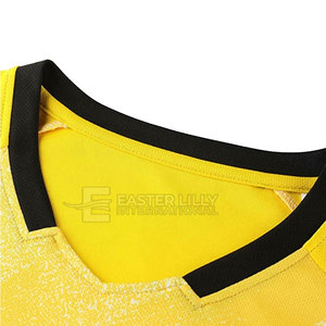 Uniforme de Fútbol de Alta Calidad, Uniforme Deportivo para Equipo, Uniforme de Fútbol Extra Grande, Uniforme de Fútbol de Material Duradero - Product Image 3