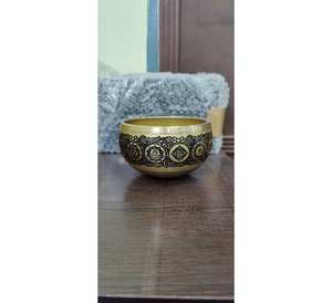 Bols chantants traditionnels en laiton faits à la main, design et taille sur mesure - Ensemble multi-pièces pour la décoration intérieure - Product Image 3