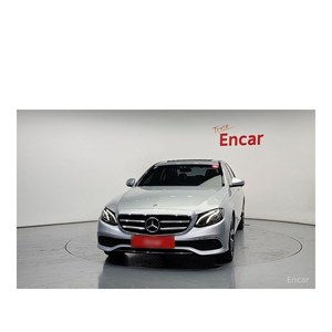 Mercedes-Benz Classe E E250 Avantgarde 2019, 84 519 km, boîte automatique, sièges en cuir, conduite à gauche, caméra de recul - Product Image 3