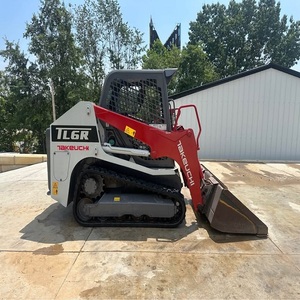 รถตักตีนตะขาบขนาดเล็ก Takeuchi TL6R ที่เชื่อถือได้ พร้อมกำลังไฮดรอลิกที่แข็งแกร่ง ซื้อเลยวันนี้เพื่อประสิทธิภาพระดับมืออาชีพในสถานที่ทำงาน - Product Image 1