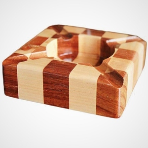 ที่เขี่ยบุหรี่อะลูมิเนียมแบบแบ่งส่วนสไตล์อเมริกันดั้งเดิม ลายตารางหมากรุก 4 ช่อง สำหรับใส่ซิการ์แบบไร้ควัน คุณภาพพรีเมียม - Product Image 2