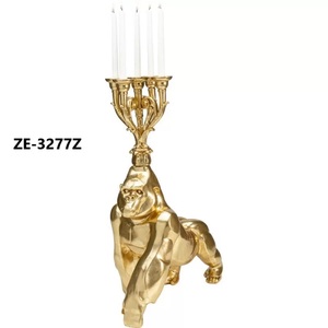 Candelabro de Hierro Dorado Golden Gorilla ZE-3277Z, Hecho a Mano, Duradero, Decoración para el Hogar, para Actividades Religiosas - Product Image 1