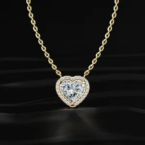 Collier pendentif en forme de cœur tendance avec halo de diamants, plaqué or, diamant précieux, bijou romantique, cadeau pour un anniversaire - Product Image 1