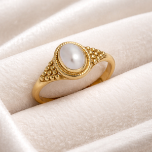 Bague en laiton électroplaqué 5x7mm avec pierre précieuse ovale et perle, taille fixe, style minimaliste classique, bague statement faite à la main, bijoux pour femmes - Product Image 4