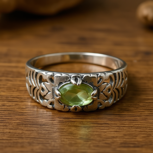 2.4 Grams Fine <b>Peridot</b> <b>Ring</b> - Product Image 3