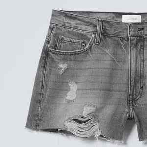 Shorts de Mezclilla Desgastados de Cintura Alta para Mujer, Estilo Casual de Verano, Vintage, Corte Regular, Dobladillo Deshilachado, Tela de Algodón, Lavado Claro - Product Image 3