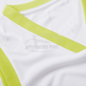 Nouveau maillot de basket-ball pour adulte avec coupe athlétique 100% ensembles de shorts en polyester imprimé par sublimation et logo personnalisé en taille adulte - Product Image 6