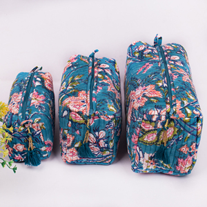 Trousse de Maquillage Portable Zippée en Coton Matelassé Imprimé au Bloc, Style Indien Vintage, Écologique, Ensemble de Trois Pièces, Collection Printemps - Product Image 1