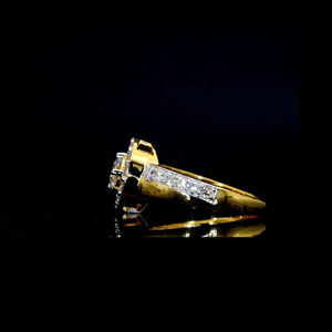 แหวนเพชรแล็บโกรว์ทรงฮาโล ทองคำ 14K ทรงบริลเลียนท์ ตัวเรือนแบบสี่ขาประดับเพชรแบบพาเว่ ของขวัญวันครบรอบแต่งงาน งานเลี้ยง พร้อมใบรับรอง IGI - Product Image 2