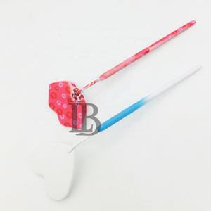 Miroirs pour cils en gros, très demandés, miroirs pour cils en forme de lèvres rouges, miroirs pour extensions de cils en acier inoxydable, miroirs pour extensions de cils tendance en forme de cœur, offres avec logo - Product Image 1