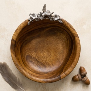 Bol de service artisanal en bois de manguier de qualité supérieure avec finition antique, accents métalliques d'oiseaux et de fleurs, bol décoratif élégant et écologique - Product Image 2