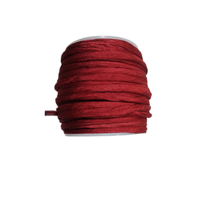 Cordon en soie de sari recyclée durable de 5 mm, couleur rouge vin, pour la fabrication de bijoux, le macramé, le crochet, le tissage et les travaux manuels DIY - Product Image 4