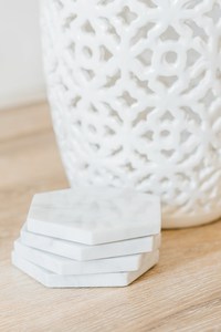 Posavasos de mármol blanco natural con base de corcho, juego de cuatro, seis u ocho. - Product Image 2