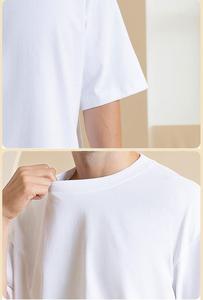 Vêtements de sport pour hommes en coton tricoté 100% respirant et écologique, à manches courtes, avec ourlet incurvé et logo personnalisé, imprimé par sérigraphie, vente en gros - Product Image 5