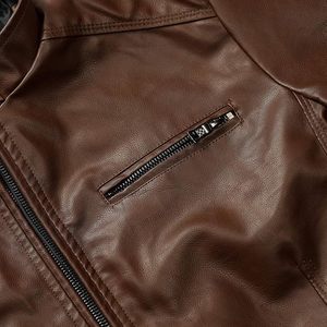 Blouson à capuche en cuir marron pour homme, style classique, multi-poches, élégant, streetwear, vêtement d'extérieur, choix de marque personnalisée, collection 2026 - Product Image 2