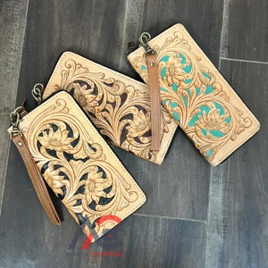 Pochette pour femme en cuir artisanal de style vintage, nouvelle collection, avec embossage floral, fermeture éclair, porte-cartes, portefeuille pour un usage quotidien - Product Image 1