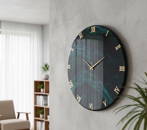Horloge murale artistique en marbre vert avec accents dorés, idéale pour une décoration intérieure haut de gamme et pour offrir en cadeau, fabriquée à la main en Inde - Product Image 5