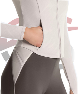 Veste légère extensible anti-transpiration à coupe ajustée avec fermeture éclair intégrale pour femme, haut de sport confortable en nylon et élasthanne pour le yoga - Product Image 5