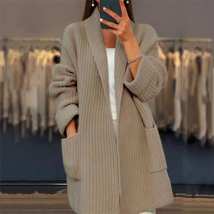 Cardigan tricoté oversize pour femmes et hommes, manches longues, manches lanternes, couleur unie, manteau décontracté d'hiver, poches brodées, ouverture sur le devant - Product Image 4