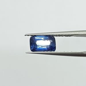 Saphir bleu naturel de 2,04 carats, pierres précieuses en vrac du Sri Lanka pour la fabrication de bijoux et de bagues BSCH-39 - Product Image 3
