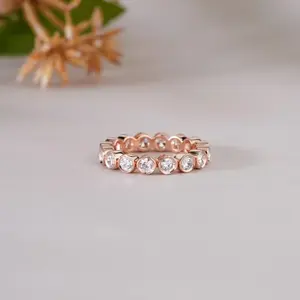 Bague élégante en or rose avec diamants ronds pour femme, bijou de luxe pour mariage, fiançailles, anniversaire, bijoux fins minimalistes - Product Image 1