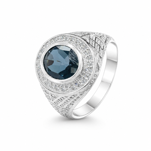 Anillo de Topacio Azul Londres y Circonitas Cúbicas en Plata de Ley 925 con Baño de Rodio, Engaste Pavé y de Garras, Estilo de Lujo - Product Image 2