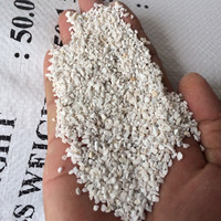 Hoog Calcium 1-3Mm Carbonaat Voedingskwaliteit Kalksteen Korrelig Gezond Vee Pluimvee Aquacultuurlandbouw