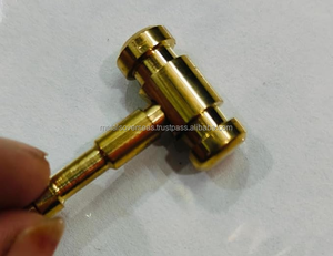 Llavero de martillo de latón macizo, diseño de mini martillo, hecho a mano, decorativo, artículo de regalo. - Product Image 5