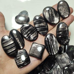 พลอยควอตซ์ธรรมชาติ Aamna Gems สำหรับทำเครื่องประดับ ขนาด 6 มม. รูปทรงกลมเจียระไนแบบเหลี่ยมคม สีขาวมีลายเส้นสีเทา ขายส่ง - Product Image 4