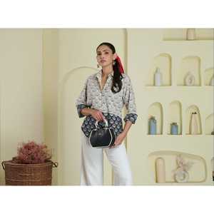 Chemisier bicolore pour femme, taille S, en promotion, élégant - Product Image 5