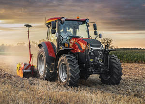 Tractores Case-IH Serie Farmall en Venta, Como Nuevos, Pocas Horas de Uso, Cabina Espaciosa y Características Avanzadas, Listos para Trabajar, Austria - Product Image 6