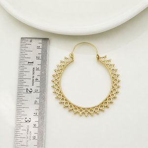 Boucles d'oreilles créoles bohèmes en laiton plaqué or, design vague argenté et doré, bijoux de mode unisexe - Product Image 6