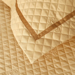 Couette d'hôtel en polyester, garnissage hiver, taille Queen, hypoallergénique, écologique, super douce, avec housse de couette - Product Image 2