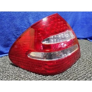 ไฟท้ายมือสอง E-class ด้านซ้าย A2118200564 - Product Image 2