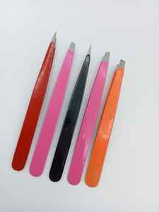 Pinzas Profesionales Premium Personalizadas para Cejas, Modelo 178, para Depilación Eficiente e Indolora - Product Image 2