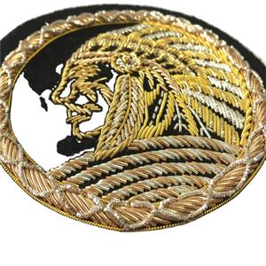 Insigne de fil de lingot personnalisé en gros Fait à la main grands patchs de broderie de logo de conception Fabriqué au Pakistan - Product Image 1