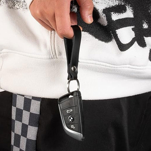 Porte-clés en cuir véritable sur mesure fabriqué en usine avec porte-clés en métal de marque, porte-clés en cuir de qualité supérieure - Product Image 4