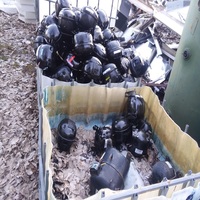 Compresseurs de réfrigérateur AC électroniques de haute qualité (déchets de qualité HMS) – Accessoires d'origine de marques diverses, 99,9 % de copeaux de cuivre